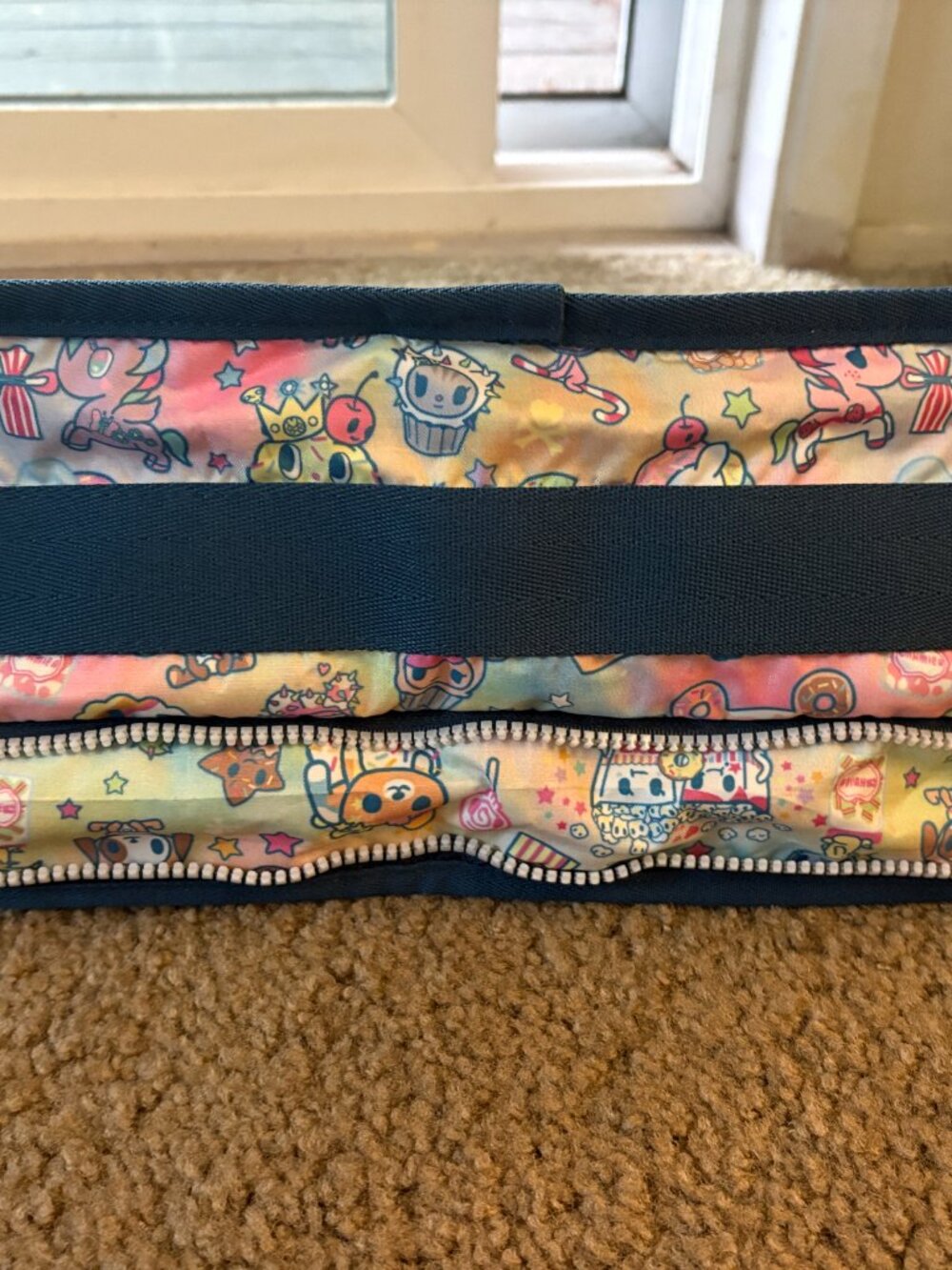 Tokidoki for LeSportsac Happy Foods Deluxe Everyday Crossbody Purse - Picture 9 of 13